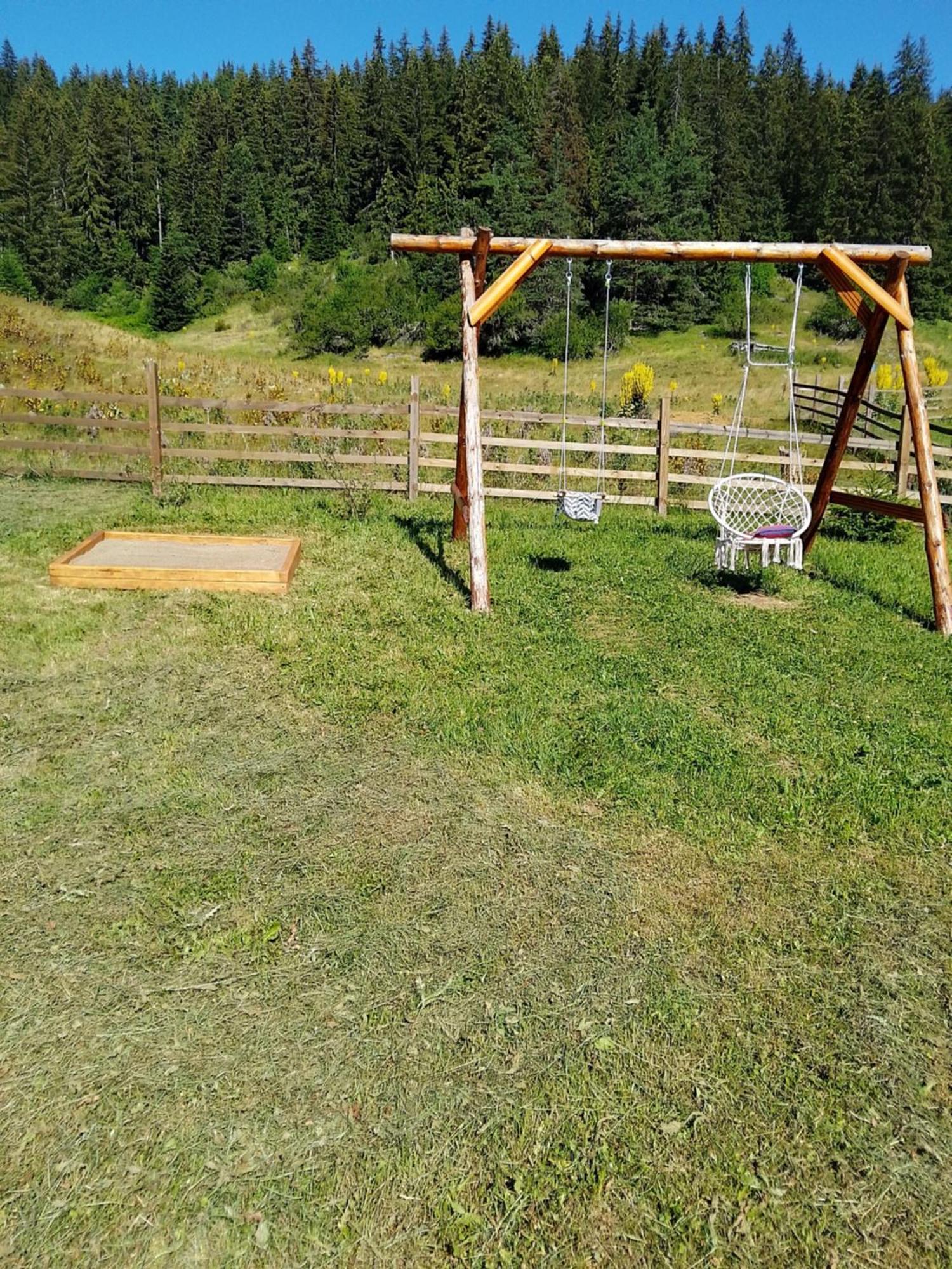 Къщи За Гости Под Звездите Pamporovo Exterior foto
